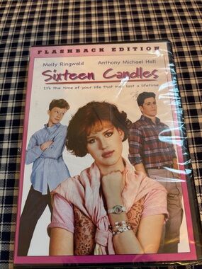 Universal Sixteen Candles DVD
